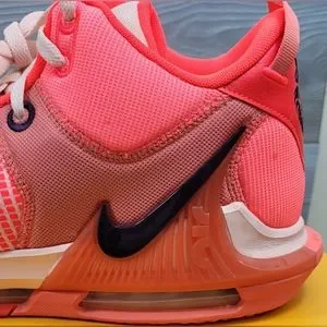 ? Nike LeBron Witness VII ? Sz M 17 / W 18.5 - Colorway: Crimson/Orange/Purple Nike | Shoes | Nike Lebron Witness Vii Sz M 7 W 185 Colorway  main image 3